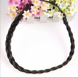 RoxyMc’s braided synthetic hair headband BLACK
